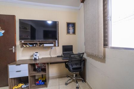 Casa à venda com 101m², 3 quartos e 2 vagasQuarto 2