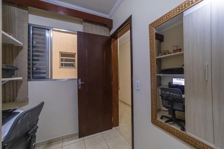 Casa à venda com 101m², 3 quartos e 2 vagasQuarto 3