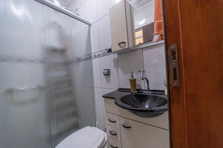 Casa à venda com 101m², 3 quartos e 2 vagasBanheiro Social