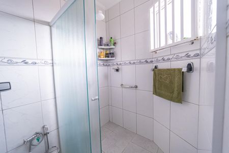 Casa à venda com 101m², 3 quartos e 2 vagasBanheiro do Quarto 1