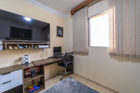 Casa à venda com 101m², 3 quartos e 2 vagasQuarto 2