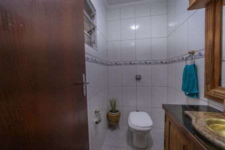 Casa à venda com 101m², 3 quartos e 2 vagasLavabo