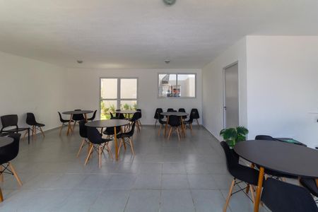 Apartamento para alugar com 33m², 2 quartos e sem vagaÁrea comum - Salão de festas