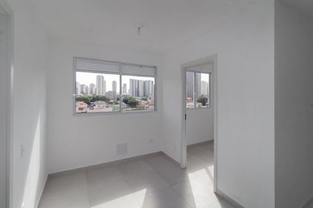 Sala de apartamento para alugar com 2 quartos, 33m² em Quinta da Paineira, São Paulo