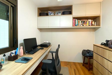 Apartamento à venda com 82m², 3 quartos e 2 vagasQuarto 2