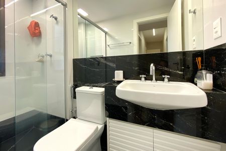 Apartamento à venda com 82m², 3 quartos e 2 vagasBanheiro