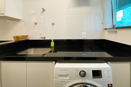 Apartamento à venda com 82m², 3 quartos e 2 vagasÁrea de Serviço