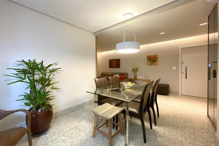 Apartamento à venda com 82m², 3 quartos e 2 vagasSala