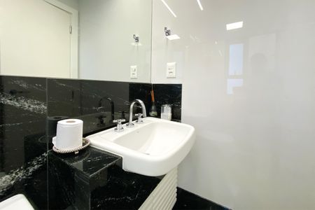 Apartamento à venda com 82m², 3 quartos e 2 vagasBanheiro