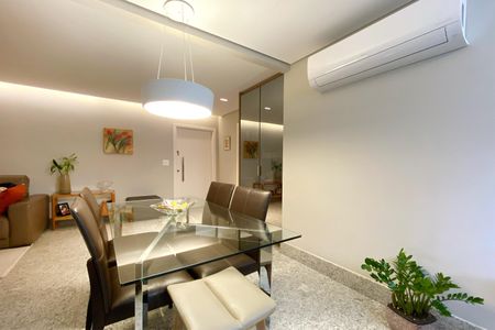 Apartamento à venda com 82m², 3 quartos e 2 vagasSala