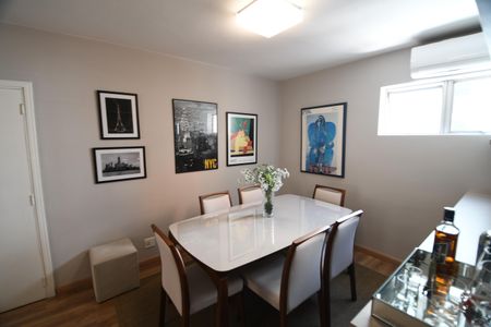 Sala de apartamento à venda com 2 quartos, 84m² em Proenca, Campinas