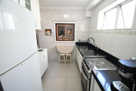 Apartamento à venda com 84m², 2 quartos e 1 vagaCozinha