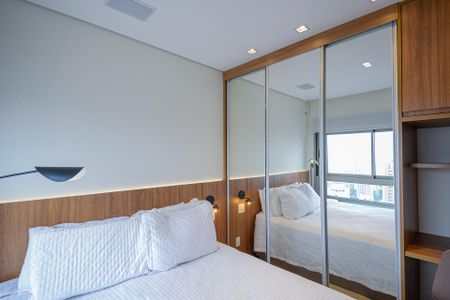 Apartamento para alugar com 67m², 2 quartos e 1 vaga Apartamento para alugar com 67m², 2 quartos e 1 vagaQuarto