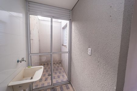 Apartamento para alugar com 42m², 2 quartos e 1 vagaÁrea de Serviço
