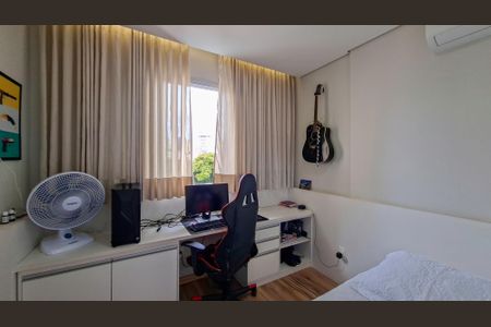 Casa à venda com 310m², 5 quartos e 4 vagas Casa à venda com 310m², 5 quartos e 4 vagasQuarto 2