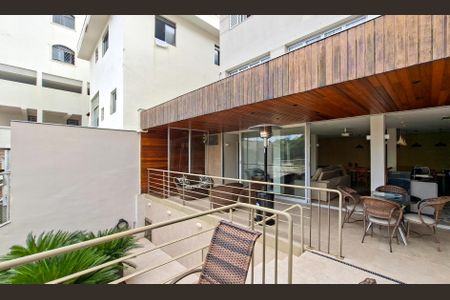 Casa à venda com 310m², 5 quartos e 4 vagas Casa à venda com 310m², 5 quartos e 4 vagasÁrea gourmet