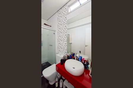 Casa à venda com 310m², 5 quartos e 4 vagas Casa à venda com 310m², 5 quartos e 4 vagasBanheiro da Suíte 2