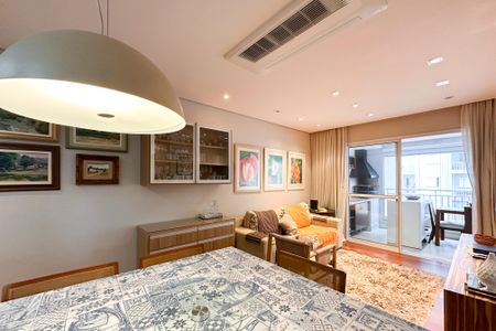 Apartamento à venda com 94m², 3 quartos e 2 vagasSala