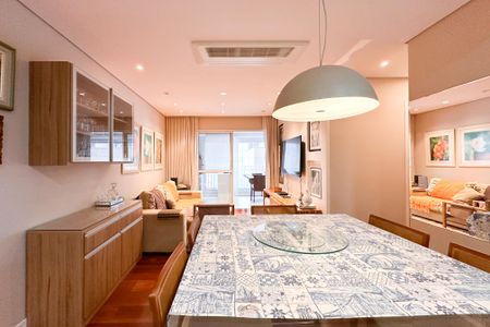 Apartamento à venda com 94m², 3 quartos e 2 vagasSala