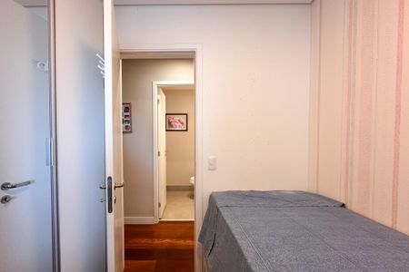 Apartamento à venda com 94m², 3 quartos e 2 vagasQuarto 1