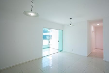 Sala de apartamento para alugar com 3 quartos, 85m² em Santa Mônica, Uberlândia