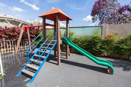 Apartamento para alugar com 85m², 3 quartos e 2 vagasÁrea Comum - Playground