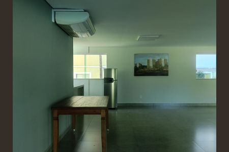 Apartamento para alugar com 52m², 2 quartos e 1 vaga Apartamento para alugar com 52m², 2 quartos e 1 vagaSalão de festas