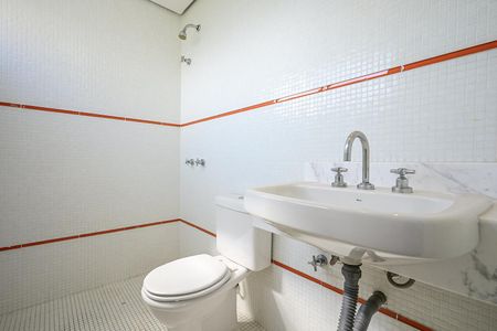 Apartamento para alugar com 210m², 4 quartos e 4 vagasBanheiro da Suíte  3