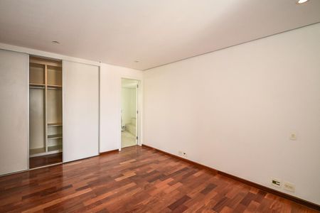 Apartamento para alugar com 210m², 4 quartos e 4 vagasSuíte 4