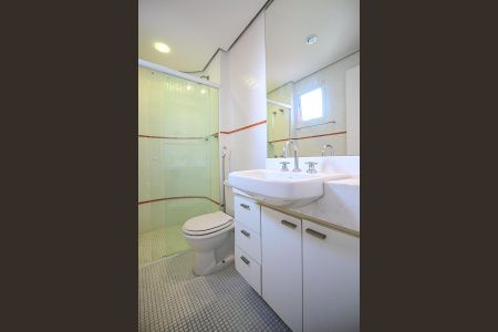 Apartamento para alugar com 210m², 4 quartos e 4 vagasBanheiro Suíte 1