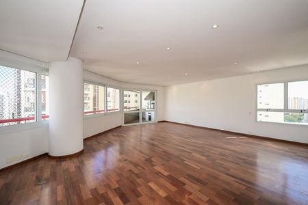 Sala de apartamento para alugar com 4 quartos, 210m² em Vila Andrade, São Paulo