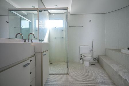 Apartamento para alugar com 210m², 4 quartos e 4 vagasBanheiro Suíte  4