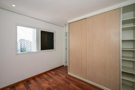 Apartamento para alugar com 210m², 4 quartos e 4 vagasSuíte 3