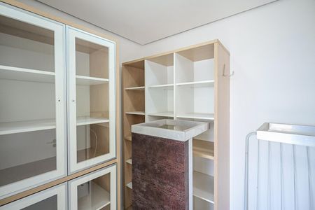 Apartamento para alugar com 210m², 4 quartos e 4 vagasQuarto de Serviço