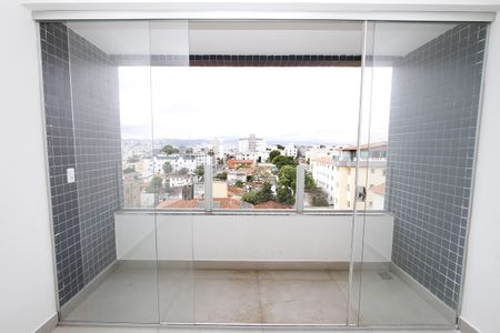 Varanda da Sala de apartamento à venda com 3 quartos, 86m² em Padre Eustáquio, Belo Horizonte