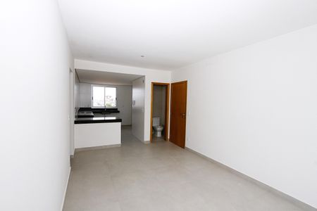 Sala de apartamento à venda com 3 quartos, 86m² em Padre Eustáquio, Belo Horizonte