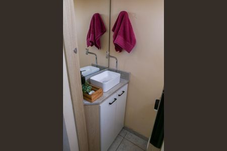 Apartamento à venda com 52m², 2 quartos e 1 vagaÁrea de Serviço - Banheiro