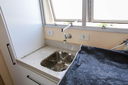 Apartamento à venda com 52m², 2 quartos e 1 vagaÁrea de Serviço