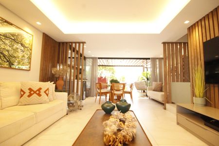 Casa de condomínio para alugar com 133m², 3 quartos e 2 vagasSala