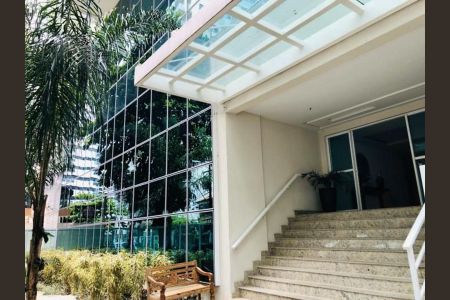 Apartamento à venda com 92m², 2 quartos e 1 vagaFachada