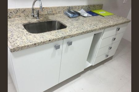 Apartamento à venda com 92m², 2 quartos e 1 vagaCozinha