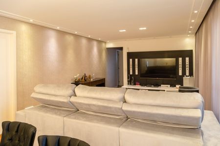 Apartamento à venda com 128m², 3 quartos e 3 vagasSala