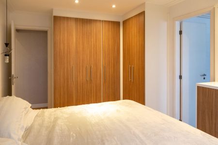 Apartamento à venda com 128m², 3 quartos e 3 vagasSuíte 1