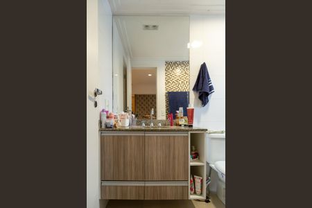 Apartamento à venda com 128m², 3 quartos e 3 vagasBanheiro da Suíte 1