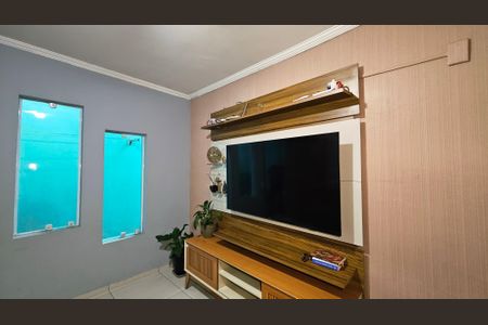 Casa à venda com 143m², 4 quartos e 2 vagas