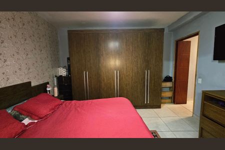 Casa à venda com 143m², 4 quartos e 2 vagas