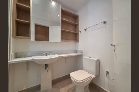 Apartamento à venda com 146m², 3 quartos e 2 vagasBanheiro da Suíte 3