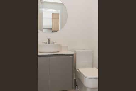 Banheiro de kitnet/studio para alugar com 1 quarto, 30m² em Perdizes, São Paulo