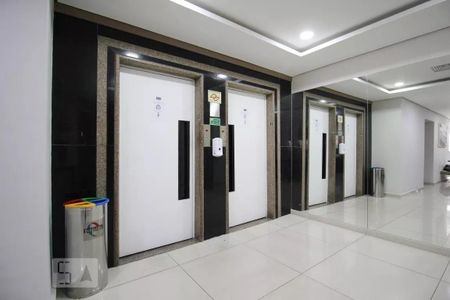 Apartamento à venda com 33m², 1 quarto e 1 vagaHall social