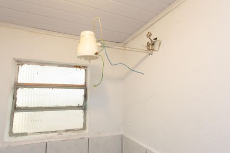 Casa para alugar com 55m², 1 quarto e sem vagaBanheiro - Chuveiro 